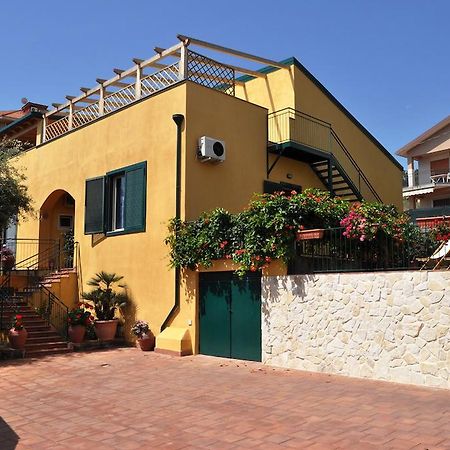 B&B Stella Marina Aci Trezza Exterior foto